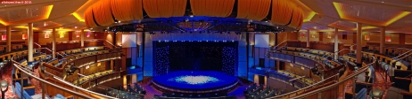 <i>Celebrity Infinity</i>.<br>Le <i>Celebrity Theater</i> et ses 900 places.