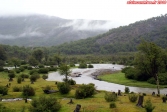 Alentours de la ville d'Ushuaia, Terre de Feu, Patagonie argentine.<br>La rivière <i>Rio Pipo</i> (si, si !)<br>Les souches d'arbres ont 90 ans, et sont le résultat des travaux des bagnards.