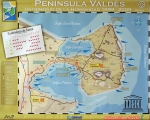 [no_rights] Péninsule Valdés, Patagonie Argentine.<br>Panneau d'information du <i>centro de visitantes</i>.<br>La péninsule est une réserve naturelle qui a été inscrite sur la liste du patrimoine mondial de l'UNESCO.