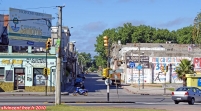 Ville de Montevideo, Uruguay.<br>La rue Pablo Zufriategui, vue depuis l'Avenida Agraciada, près du Monumento a la Diligencia.