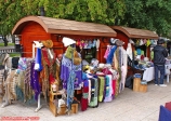 Punta Arenas, Détroit de Magellan, Chili.<br>Une boutique de souvenirs, pour touristes pressés.
