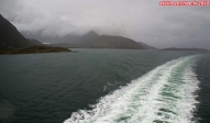 Canal de Beagle, Terre de Feu, Patagonie.<br>Le navire est lancé à pleine vitesse (40 km/h),<br>et fait du slalom entre les montagnes et les récifs.<br>Il est fou ce pilote !