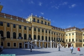 [no_rights] Château de Schnbrunn, Vienne, Autriche.<br>Le bâtiment principal du château, côté cour.
