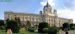 Ville de Vienne.<br>Le Musée des Beaux-Arts, construction jumelle du Musée d'Histoire naturelle