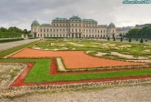 Palais du Belvédère, Vienne, Autriche.<br>Façade nord du palais supérieur, vue depuis les jardins.