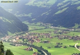 Zillertal, au Tyrol.<br>Le bourg de Zell am Ziller.