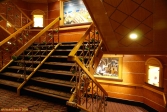 <i>Costa Atlantica</i><br>Même les escaliers sont des oeuvres d'art, qui donnent envie de les emprunter !