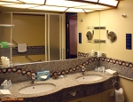 <i>Costa Atlantica</i>, Grande Suite.<br>Salle de bain digne d'un hôtel 3 étoiles.