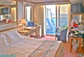 <i>Grand Princess</i>.<br><a href='/lacrosse/QuatreSaisons/' target='_blank'>image HDR</a> de la cabine 308.<br>Sur le bureau, notre GPS et notre PC portable: les coordonnées du navire sont régulièrement saisies dans Google Earth.