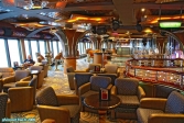 <i>Grand Princess</i>, Skywalkers Nightclub.<br> Ca n'a l'air de rien, mais cet endroit surplombe la mer de 50 mètres de haut !