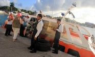 [no_rights] Ile de Cozumel, au Mexique.<br>Après une bonne margarita, difficile de marcher droit.<br><i>Euh, por favor, quelqu'un pourrait empêcher le quai de bouger ?<br>Pardon ? Il ne bouge pas ? Ca vient de moi ? Oh mieeeerda !</i>