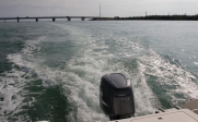 [no_rights] Islamorada, archipel des Keys, Floride.<br>On vient de passer sous le pont de Windley Harbour.<br>Gaz !