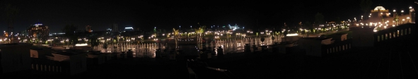 <i>Emirates Palace</i> d'Abu Dhabi.<br>Vue sur la ville, by night.