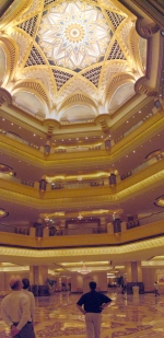 Hall de l'<i>Emirates Palace</i> d'Abu Dhabi.