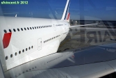 Aéroport de Roissy.<br>Embarquement à bord d'un A380 d'Air France, direction Dubaï.<br>Pas d'inquiétude à avoir sur la position étrange de la gouverne de direction: les pilotes sont en train de vérifier son bon fonctionnement: ça nous arrange...