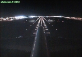 Avec 3 caméras extérieures, dont une dans l'empennage, on a une vue en direct de notre atterrissage.<br>C'est comme dans Flight Simulator, sauf que... on n'est pas assis dans notre salon, devant notre PC: si ça rate, on ne pourra pas recharger la partie !