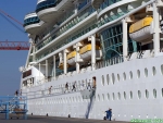 <i>Brilliance of the Seas</i>.<br>Port de Fujairah, Emirats Arabes Unis.