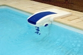 23 MAI 2008.<br>La filtration est en marche.<br>Les buses de refoulement envoient de l'eau à 28C !