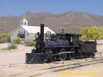 Locomotive à vapeur et chapelle à Old Tucson.