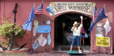 Key West, Mallory Square.<br>La <i>Shell Warehouse</i> (Entrepôt à coquillages).