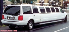 Une limousine à l'américaine: pas facile de faire un créneau avec ça !