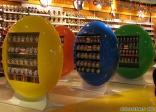 <i>M&M's WORLD</i>.