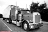 Truck américain <i>PeterBilt</i>, sur un parking de Floride.