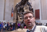 New York City.<br>Le Museum d'histoire naturelle possède une riche collection de squelettes de dinosaures.