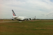 [no_rights] Aéroport de Roissy. A380-800 d'Air France en attente de décollage.<br>Et nous sommes à bord d'un minable Delta Airlines.