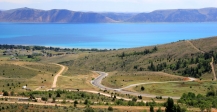 [no_rights] Le <i>Bear Lake</i>, et la route US89, Utah, Etats-Unis.