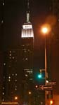 New York.<br>L'Empire State Building, vu depuis l'angle de Lexington Avenue et de la 34ème rue.