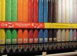 [no_rights] New York, Times Square, M&M's World.<br>C'est vendu au poids, misère de misère...