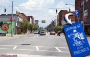 [no_rights] Ville de Punxsutawney, Pennsylvanie, Etats-Unis.<br>On est au mois de mai, mais le jour de la marmotte, 2 février, est rappelé dans toutes les rues.