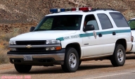 <i>Arches</i>.<br>Pour veiller sur le parc, les inévitables <i>Park Rangers</i>, en <i>Chevrolet Tahoe</i>. Il faut bien cela pour accéder aux moindres recoins du parc, qui fait tout de même 297 kilomètres carrés !