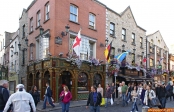 [no_rights] Ville de Dublin, Irlande.<br>Scène de rue, près de<i>Temple Bar</i>.