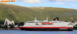 [no_rights] Port de Troms, Norvège.<br>Navire Express Côtier <i>Nordlys</i>.