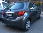 [no_rights] Ville de Troms, Norvège.<br>Récupération de notre voiture de location, une Toyota Yaris hybride automatique.<br>On a l'impression de conduire un jouet, mais c'est assez plaisant.